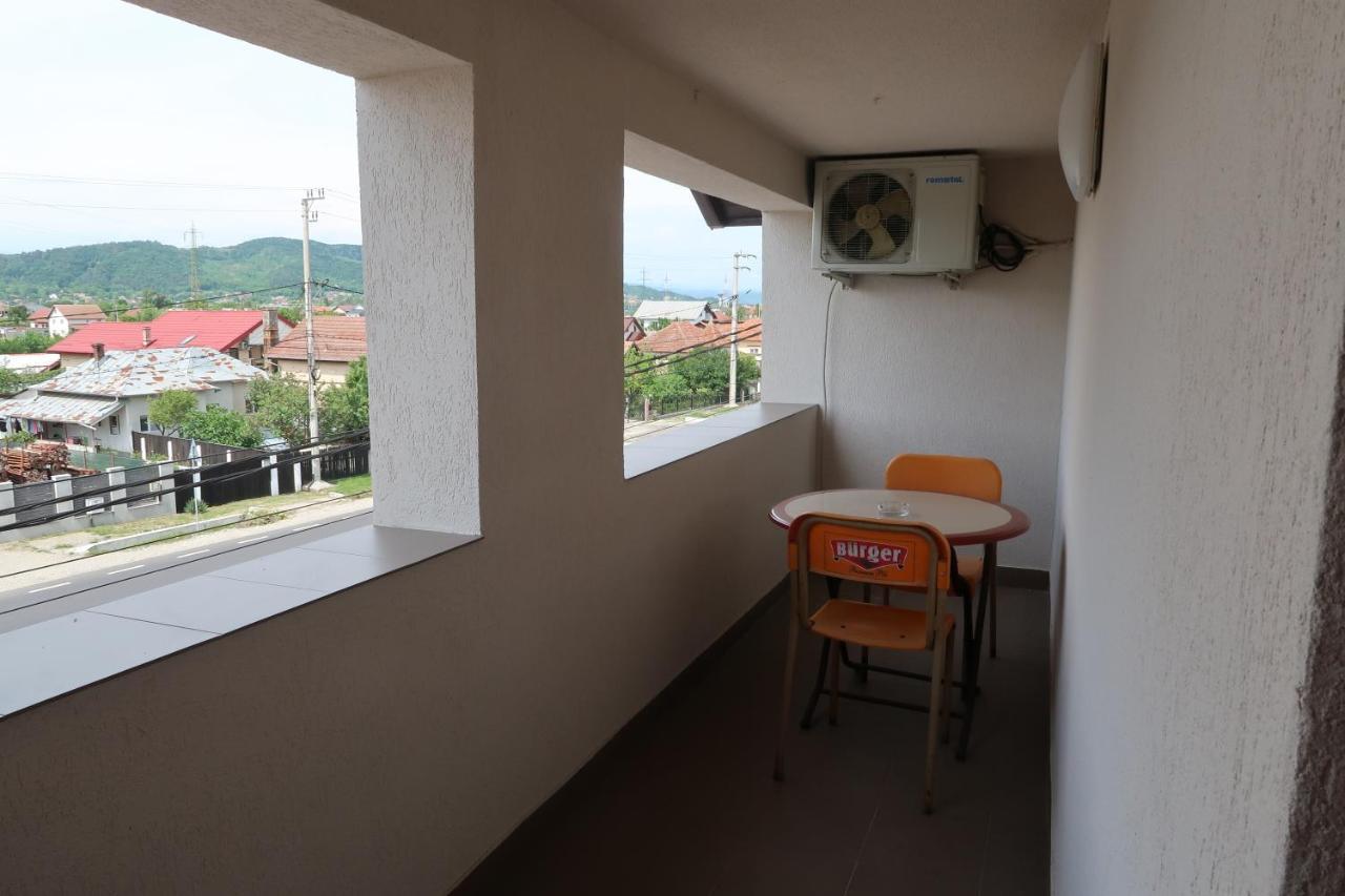 Pensiunea Arthur Râmnicu Vâlcea Exterior foto